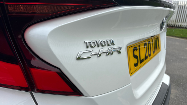 Toyota C-HR 2.0 Hybrid Dynamic 5dr CVT Hybrid Hatchback